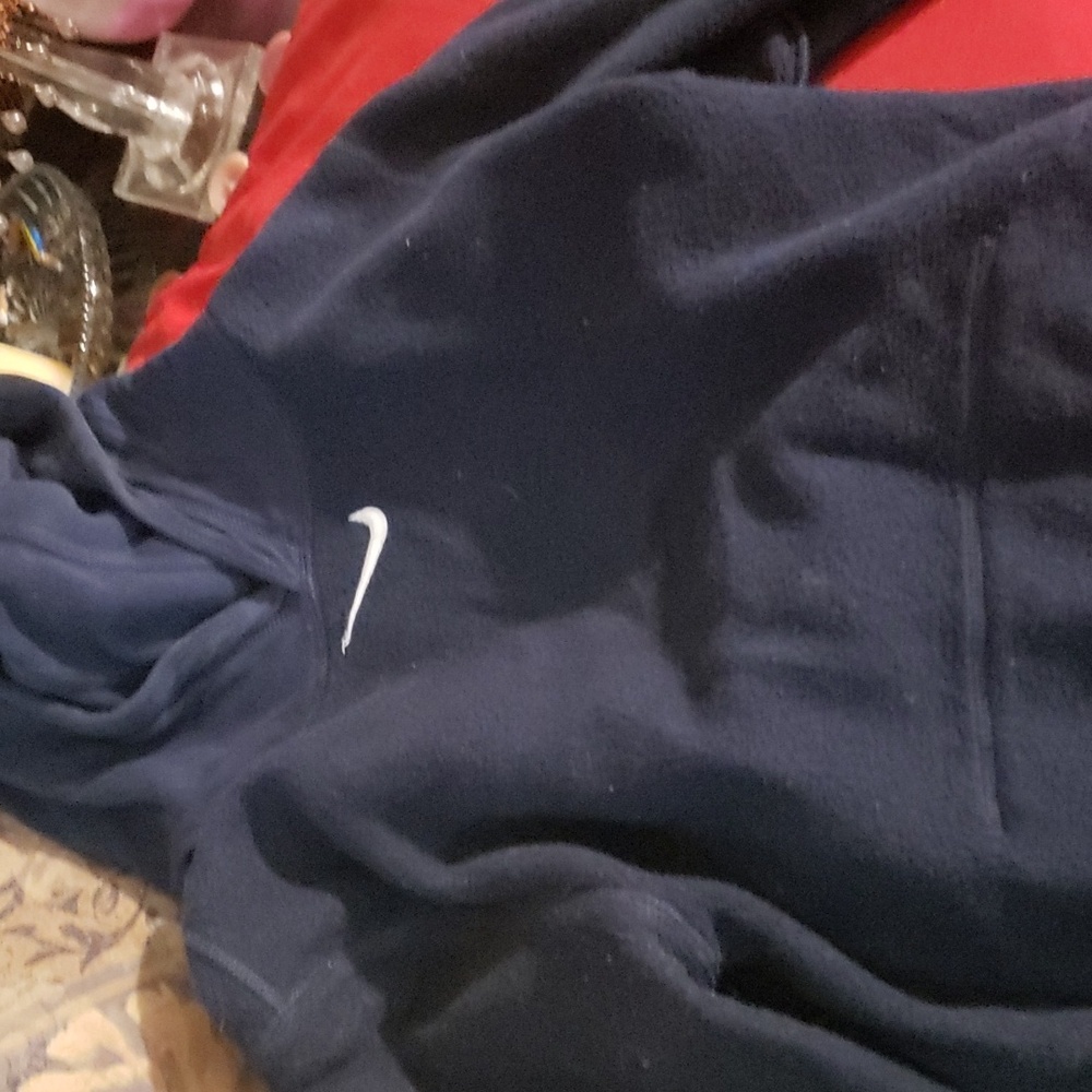 Extra warm n softening pullover hoodue.Unisex perfect for that cool to cold day.